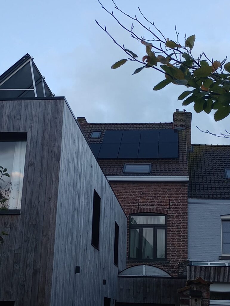 zonnepanelen thuisbatterij kortrijk